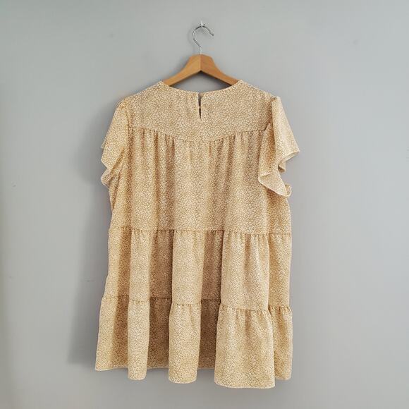 SHEIN Women's Cream Boho Floral Lightweight Tent Top 2X - Picture 2 of 7